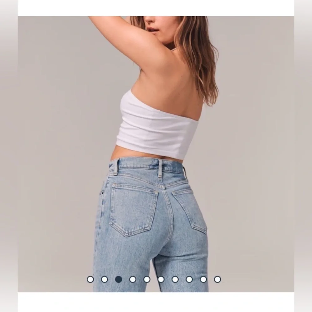 A&F The 90’s Straight Ultra High Rise Curve Love Jeans Lt Ripped Med Wash - Picture 3 of 8